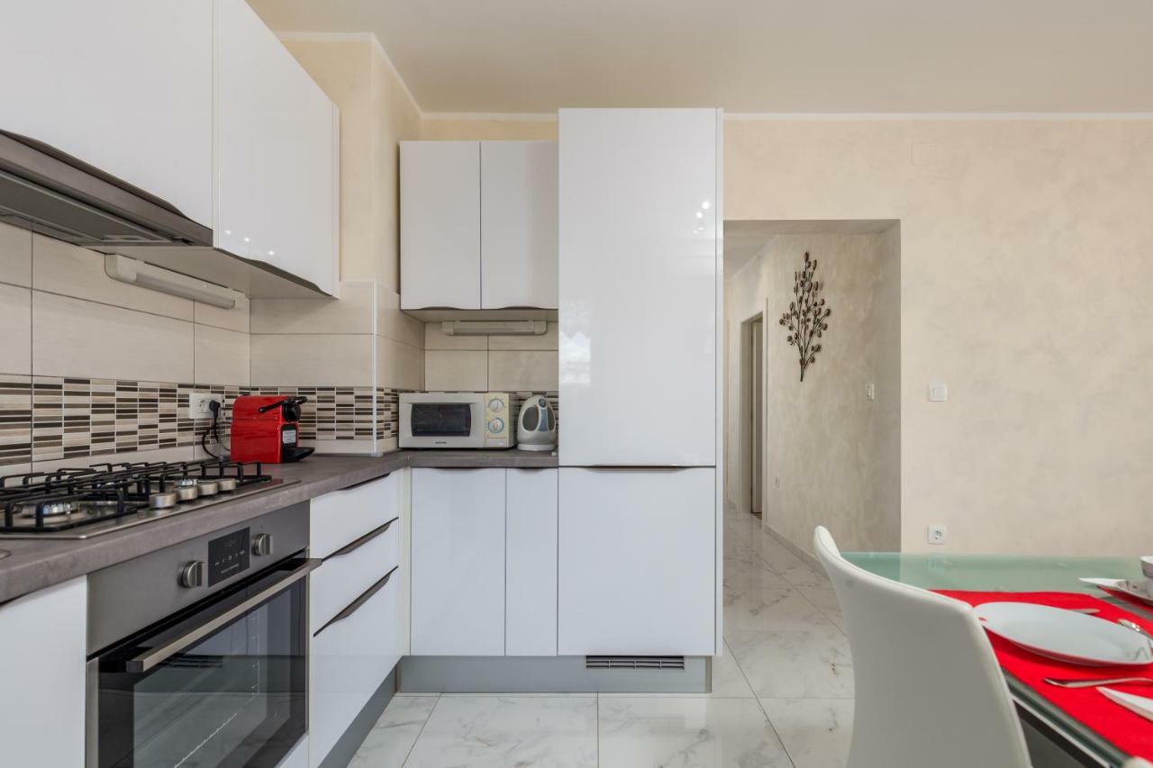 Orchidea Apartment Rijeka Eksteriør billede